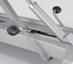 Schmitz varimed Untersuchungs- und Behandlungsliege höhenverstellbar – Detailansicht hydraulische Höhenverstellbarkeit