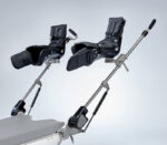 Schmitz Beinhalter UniLeg für DIAMOND / mobilis OP-Tische – Ausführung mit Peroneusschutz (Anwendungsbeispiel)