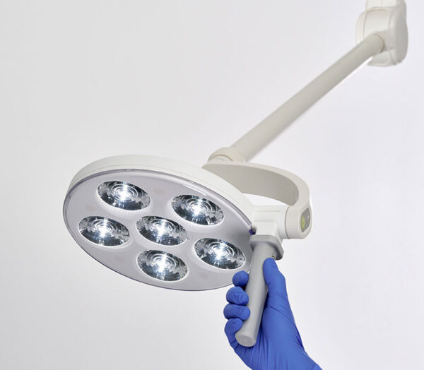 Derungs TRIANGO FOKUS 60-1 LED OP-Leuchte – Detailansicht Leuchtenkörper (Anwendungsbeispiel 5)