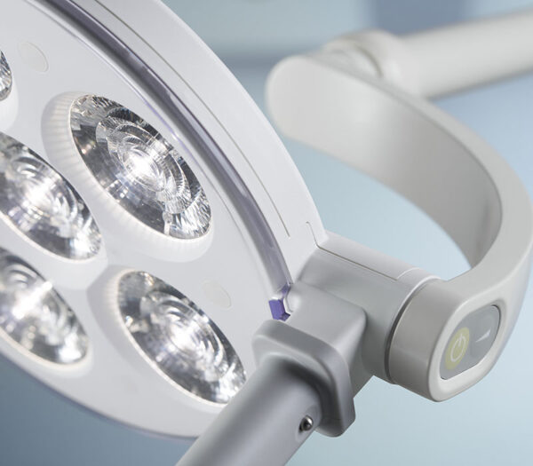 Derungs TRIANGO 60-3 LED OP-Leuchte – Detailansicht 4