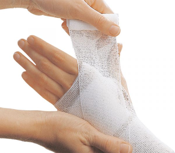 Lohmann & Rauscher Mollelast® Elastische Fixierbinden (Anwendungsbeispiel)