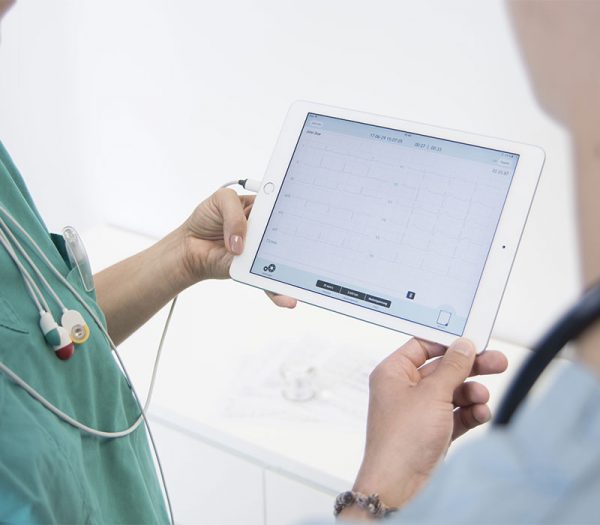 CardioSecur Pro 12-Kanal-EKG für iPad und iPhone (Anwendungsbeispiel)