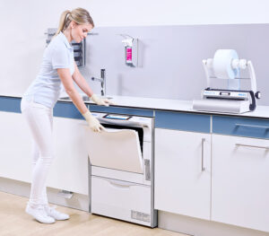 Melag MELAtherm 10 Evolution RDG mit Podologie-Set (Anwendungsbeispiel)