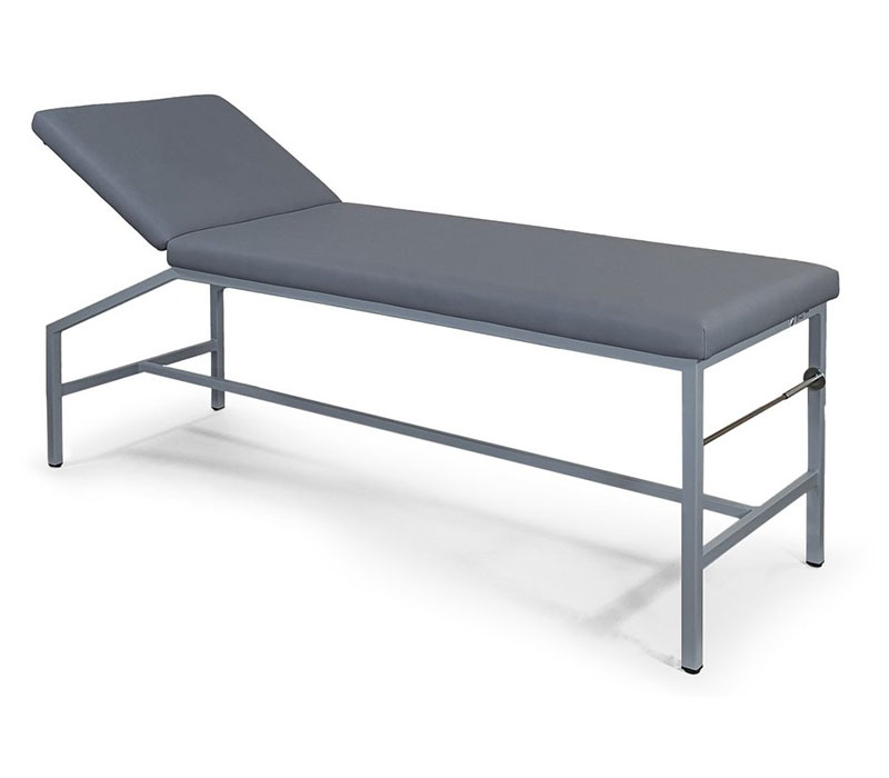 K. H. Dewert Untersuchungsliege DFH, Modell 27 / 37 (Anwendungsbeispiel inkl. Papierrollenhalter) K. H. Dewert Untersuchungsliege DFH, Modell 27 / 37 (Anwendungsbeispiel inkl. Papierrollenhalter)