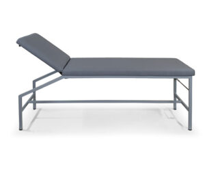 K. H. Dewert Untersuchungsliege DFH, Modell 27 / 37 (Anwendungsbeispiel inkl. Papierrollenhalter)