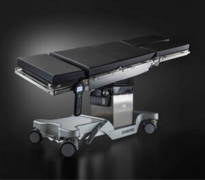 Schmitz DIAMOND 50 BK Universal-Operationstisch (Anwendungsbeispiel mit Kopf- und Beinplatte)