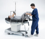 Schmitz medi-matic 115.9 Eingriffsstuhl Orthopädie Knie (Anwendungsbeispiel)